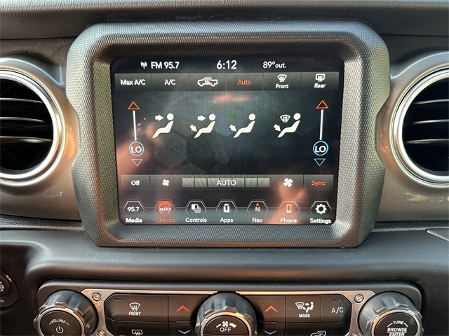 2023 Jeep Gladiator Overland photo 23