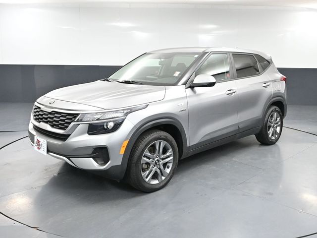 2021 Kia Seltos LX photo 5