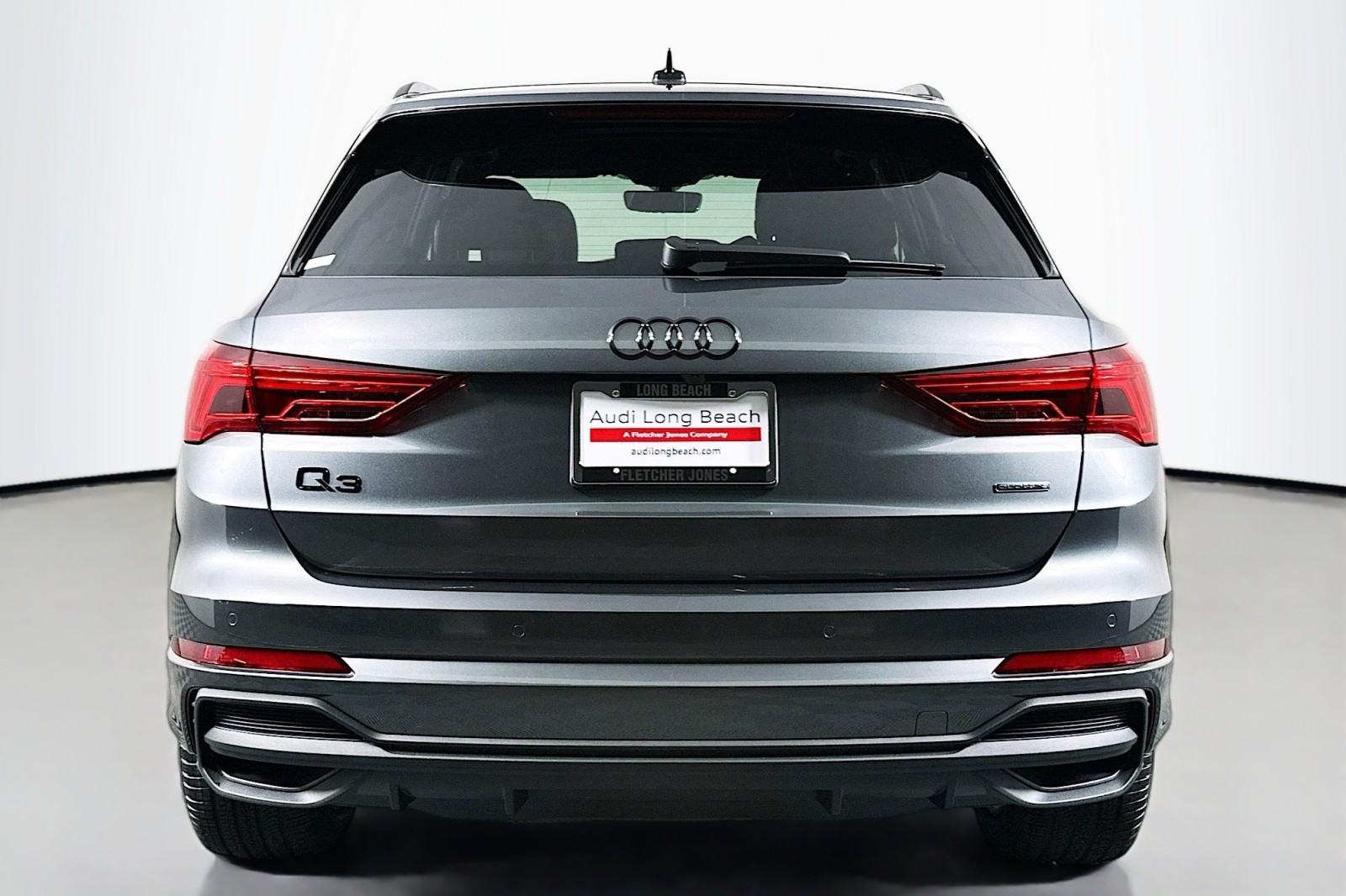 2025 Audi Q3 S line Premium Plus photo 3