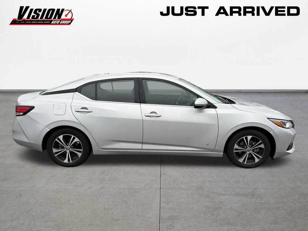 2023 Nissan Sentra SV photo 4