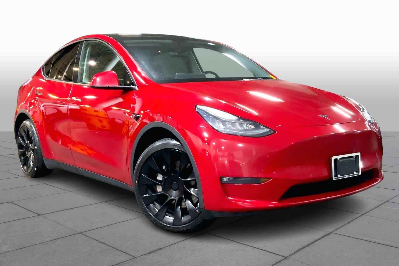 Used 2021 Tesla Model Y Long Range with VIN 5YJYGDEE5MF196535 for sale in Northfield, Minnesota