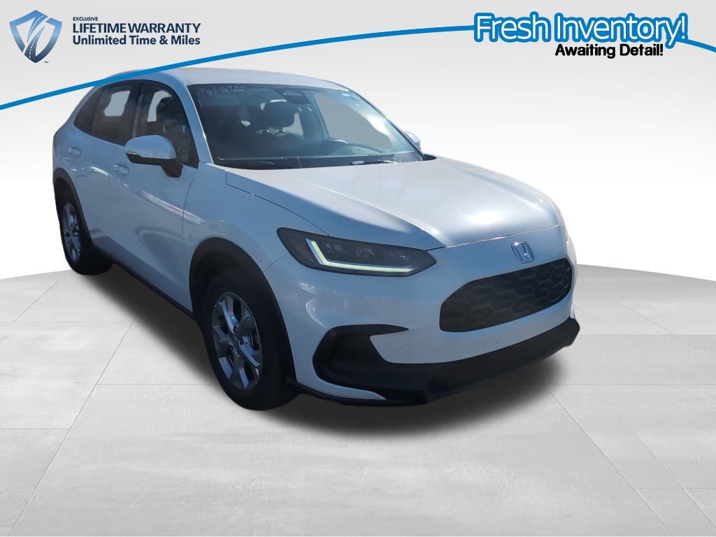 2025 Honda HR-V LX's photo