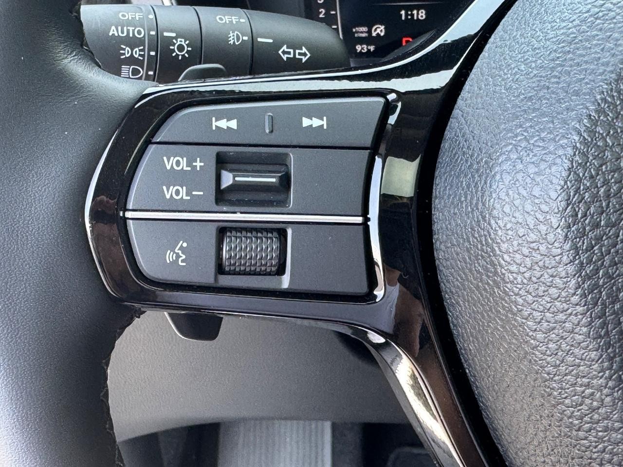 2025 Honda Pilot Elite photo 21
