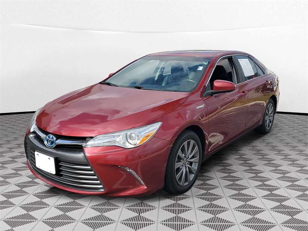 2016 Toyota Camry Hybrid SE photo 3