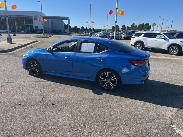 2021 Nissan Sentra SR photo 4