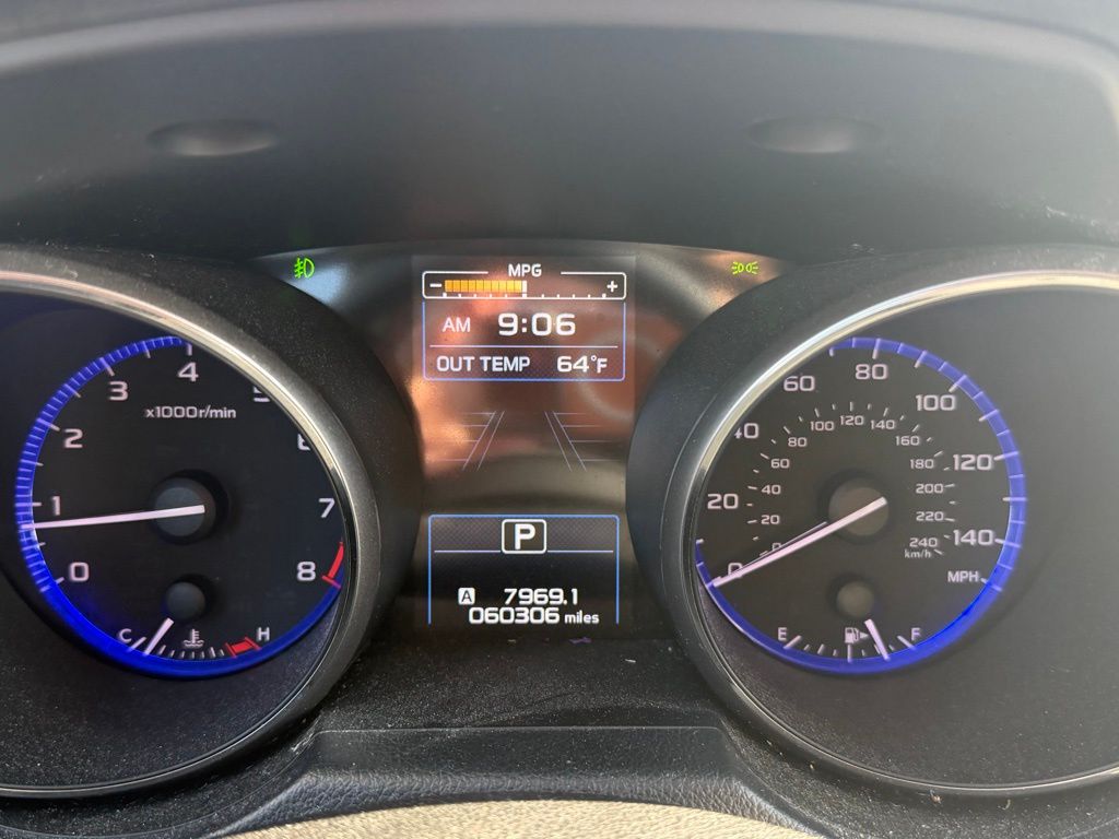 2019 Subaru Outback 2.5i Touring photo 3