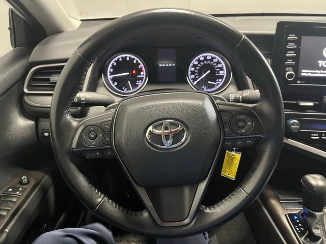 2023 Toyota Camry SE photo 13