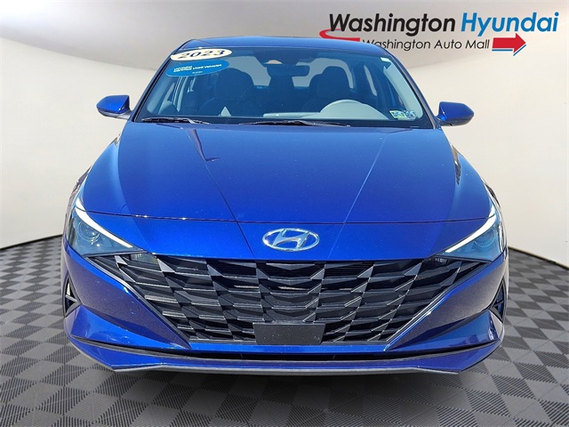 2023 Hyundai Elantra SEL photo 2