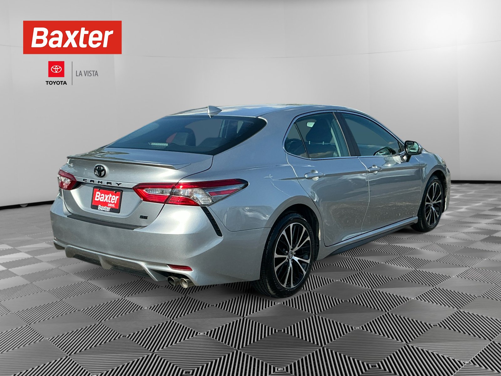 2019 Toyota Camry SE photo 8