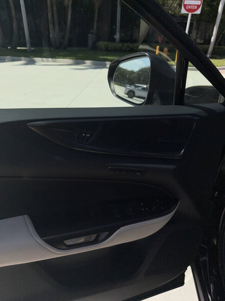 2023 Lexus NX 250 Premium photo 3