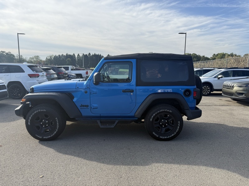 2022 Jeep Wrangler Sport photo 9