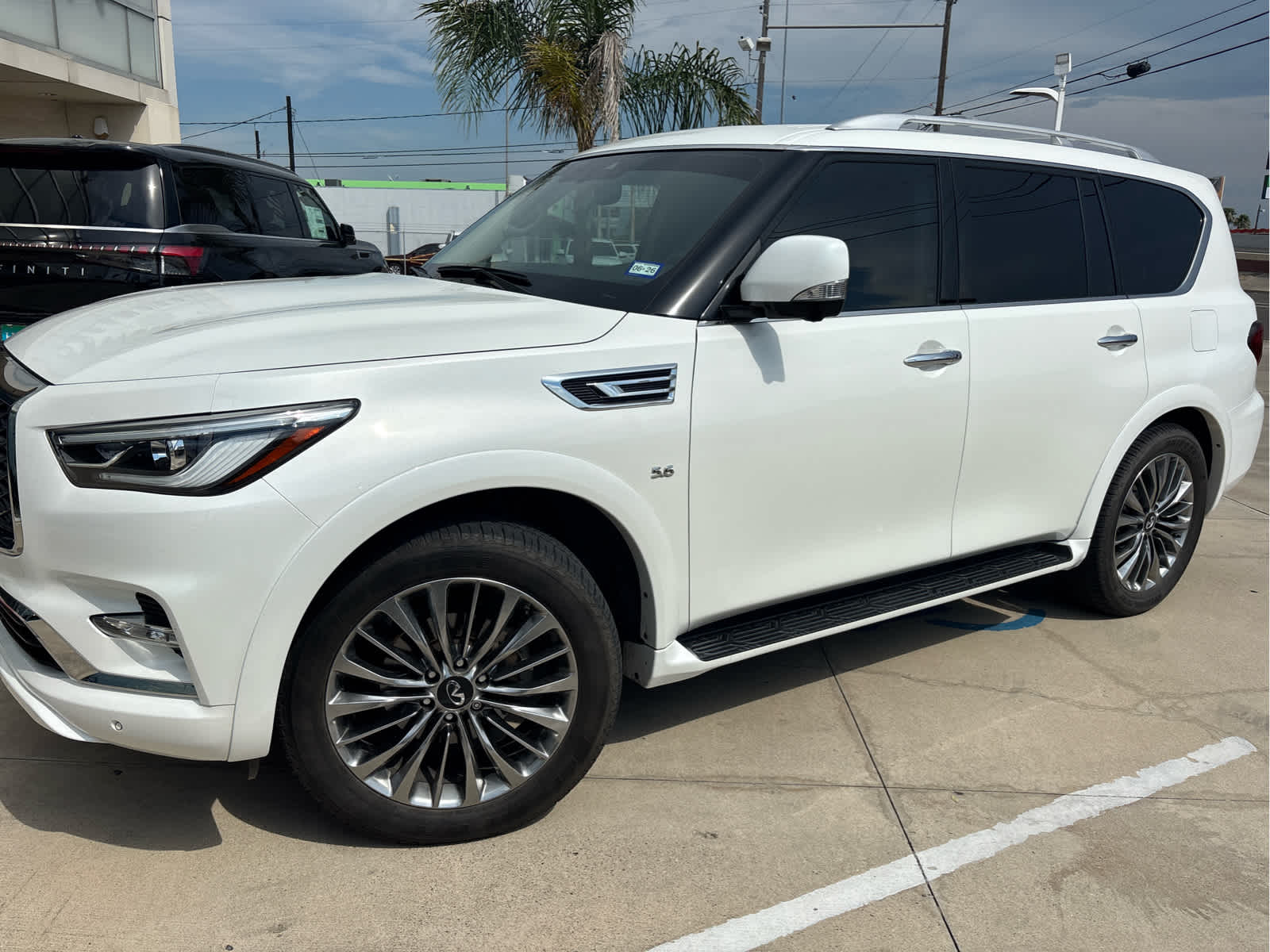 2019 INFINITI QX80