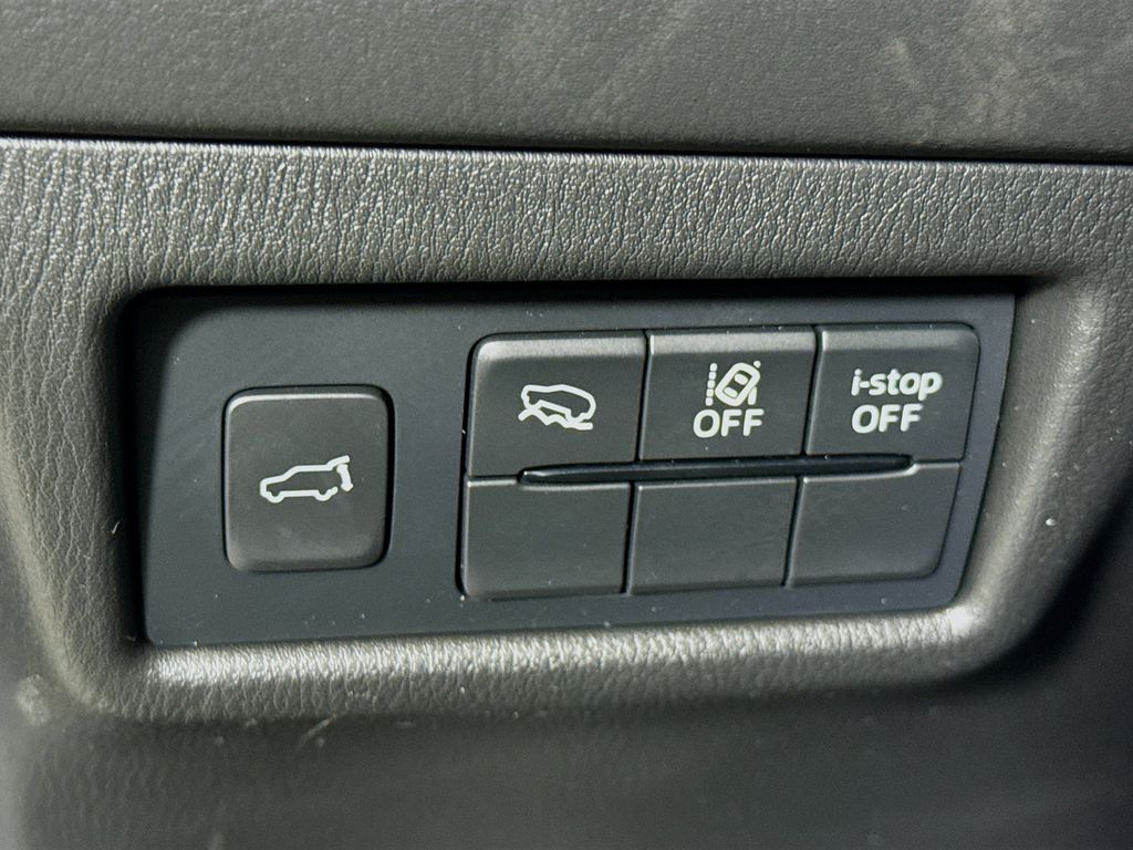 2025 Mazda CX-5 2.5 S Preferred photo 9