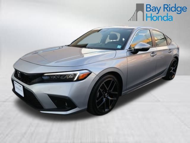 2022 Honda Civic Hatchback Sport Touring photo 3