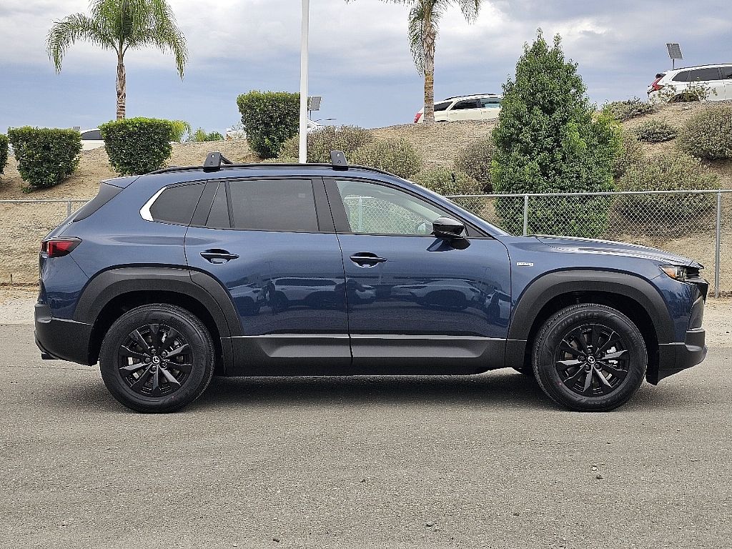 2025 Mazda CX-50 Premium photo 17