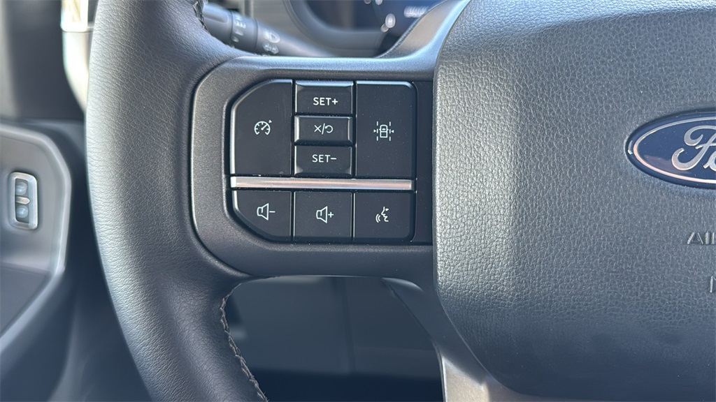 2024 Ford F-150 XLT photo 13
