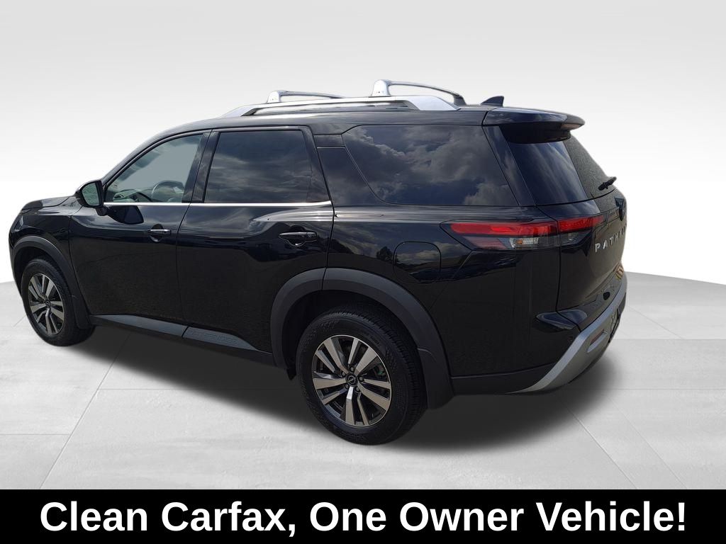 2024 Nissan Pathfinder SL photo 4