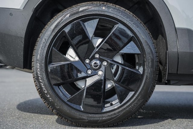 2026 Volvo XC40 photo 17