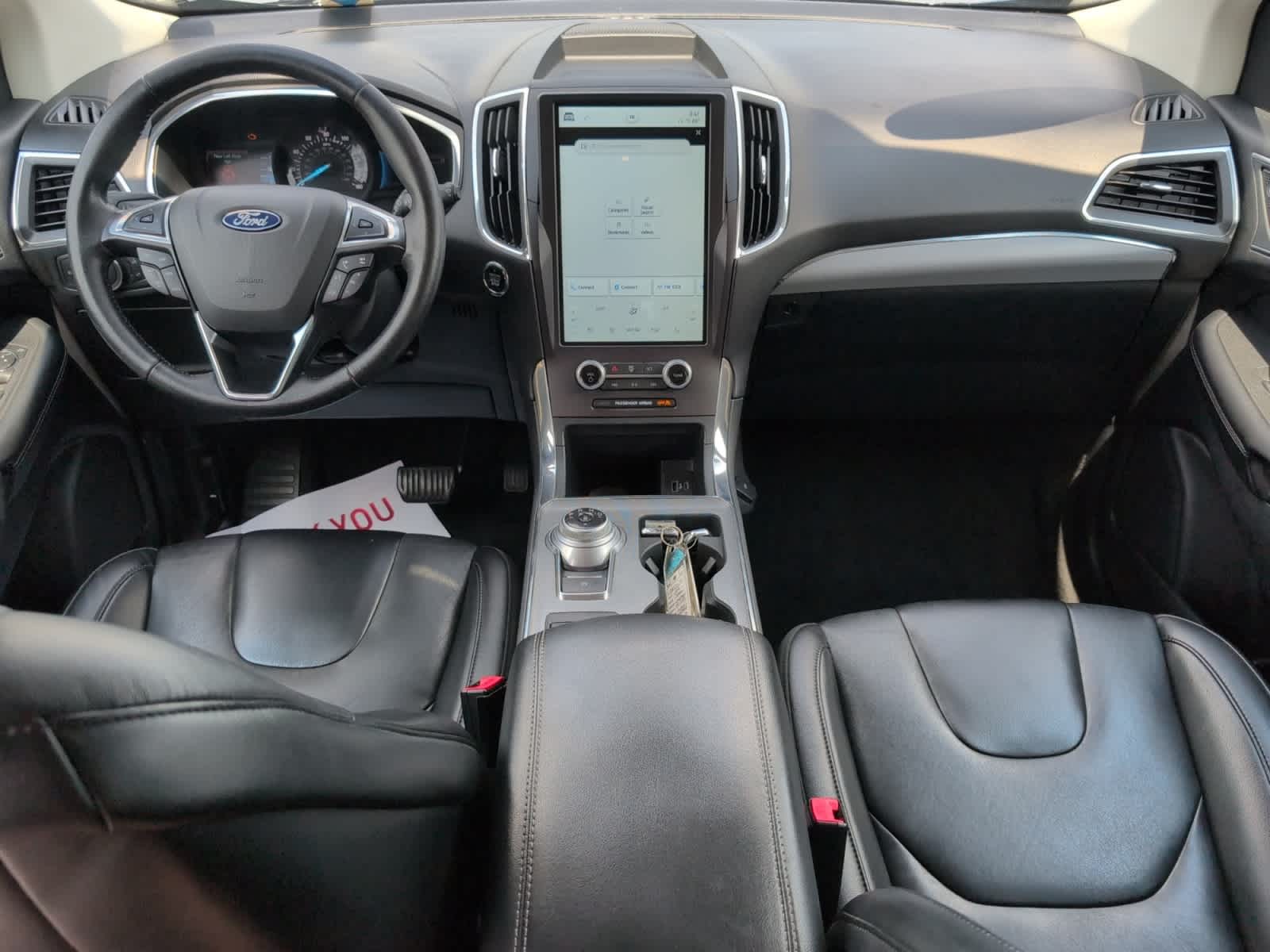 2021 Ford Edge Titanium photo 12