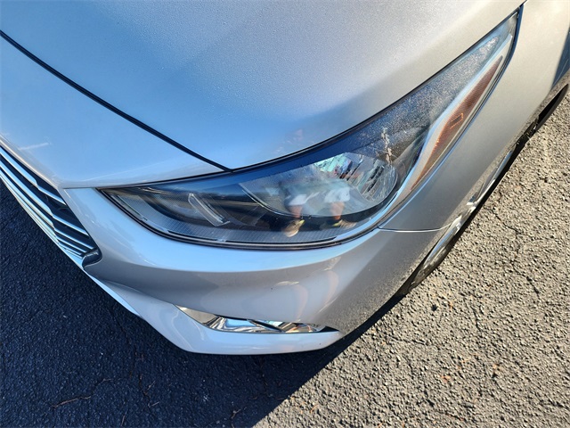 2022 Hyundai Accent SEL photo 3