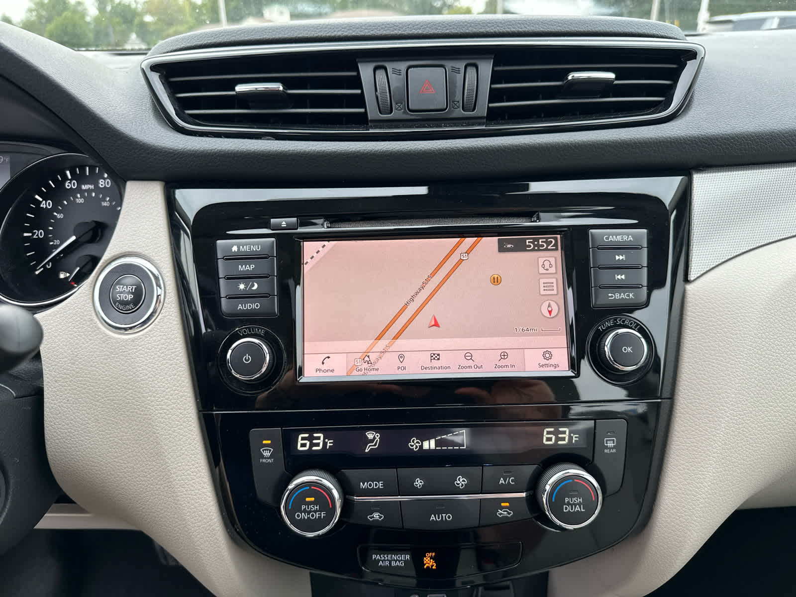 2020 Nissan Rogue Sport SL photo 17