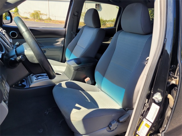 2015 Toyota Tacoma PreRunner V6 photo 7