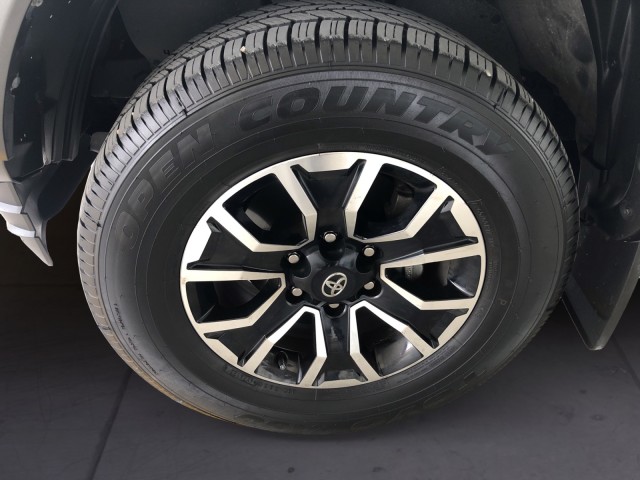 2022 Toyota Tacoma TRD Sport Double Cab V6 photo 11