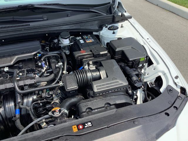 2024 Hyundai Elantra SE photo 15