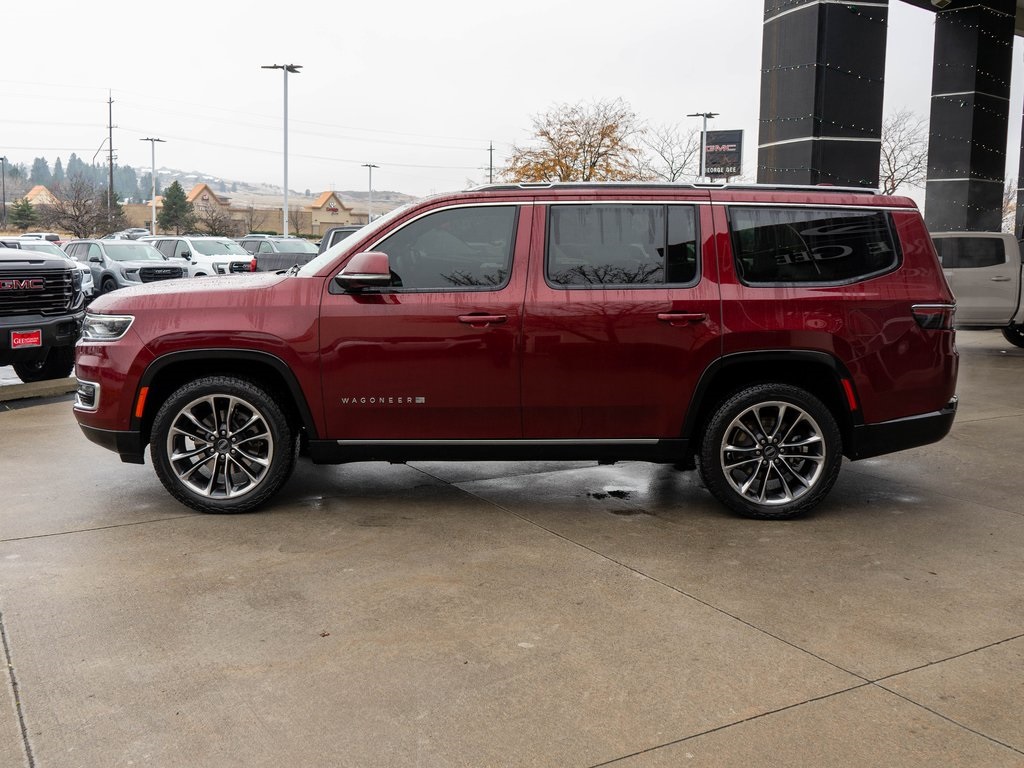 2022 Jeep Wagoneer Series III photo 3