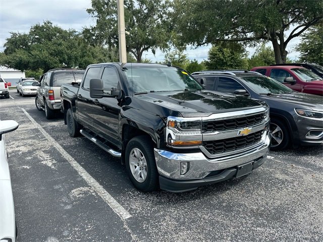 2018 Chevrolet Silverado 1500 LT photo 3