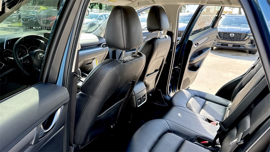 2024 Mazda CX-5 2.5 Select photo 34