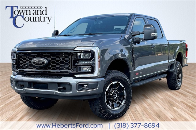 2025 Ford F-250 Super Duty Lariat's photo