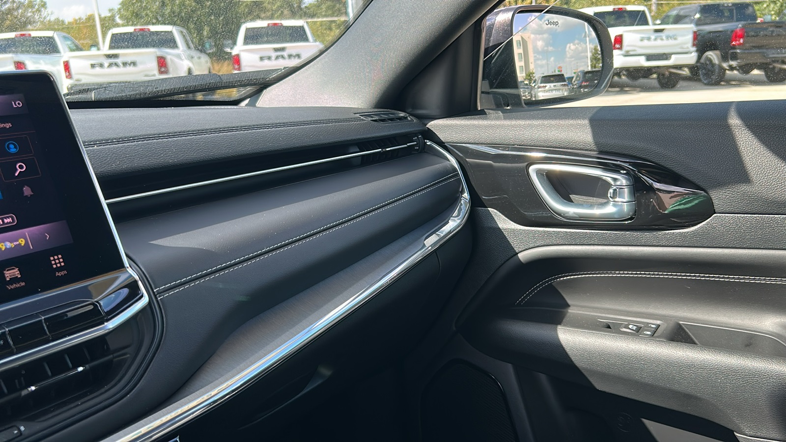 2022 Jeep Compass High Altitude photo 22