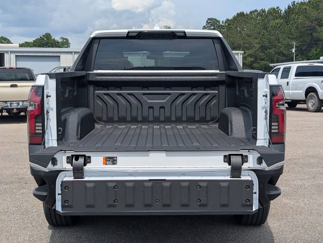 2025 Chevrolet Silverado EV LT photo 6