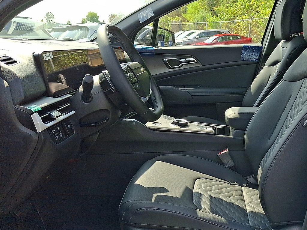 2026 Kia Sportage Hybrid X-Line photo 9