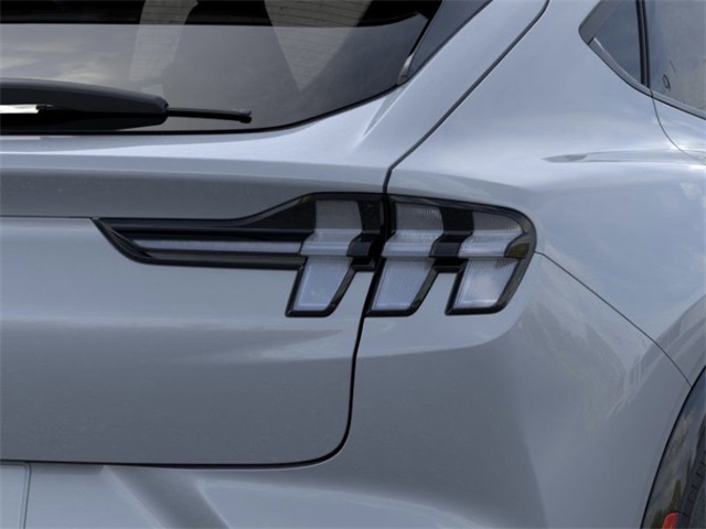 2025 Ford Mustang Mach-E Premium photo 20