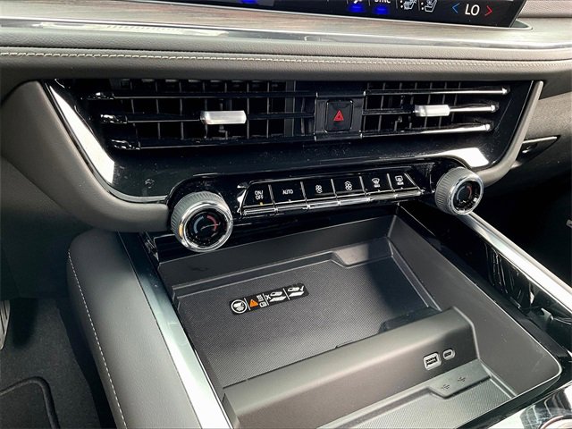 2025 Chevrolet Tahoe Premier photo 24