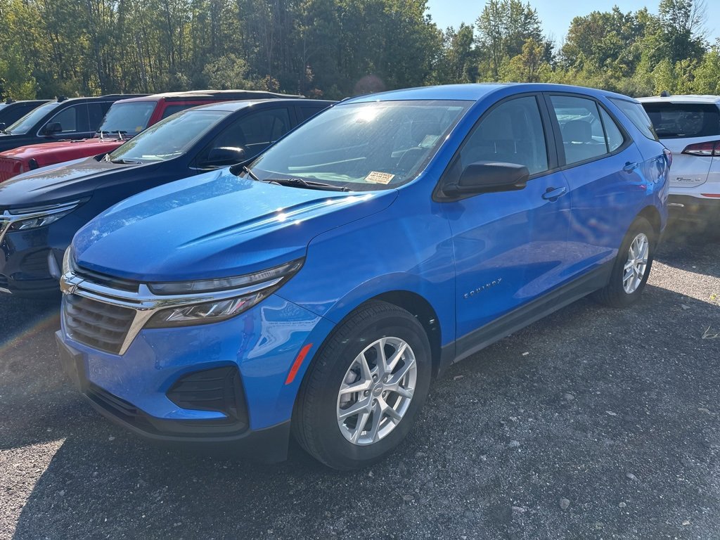 2024 Chevrolet Equinox LS photo 5