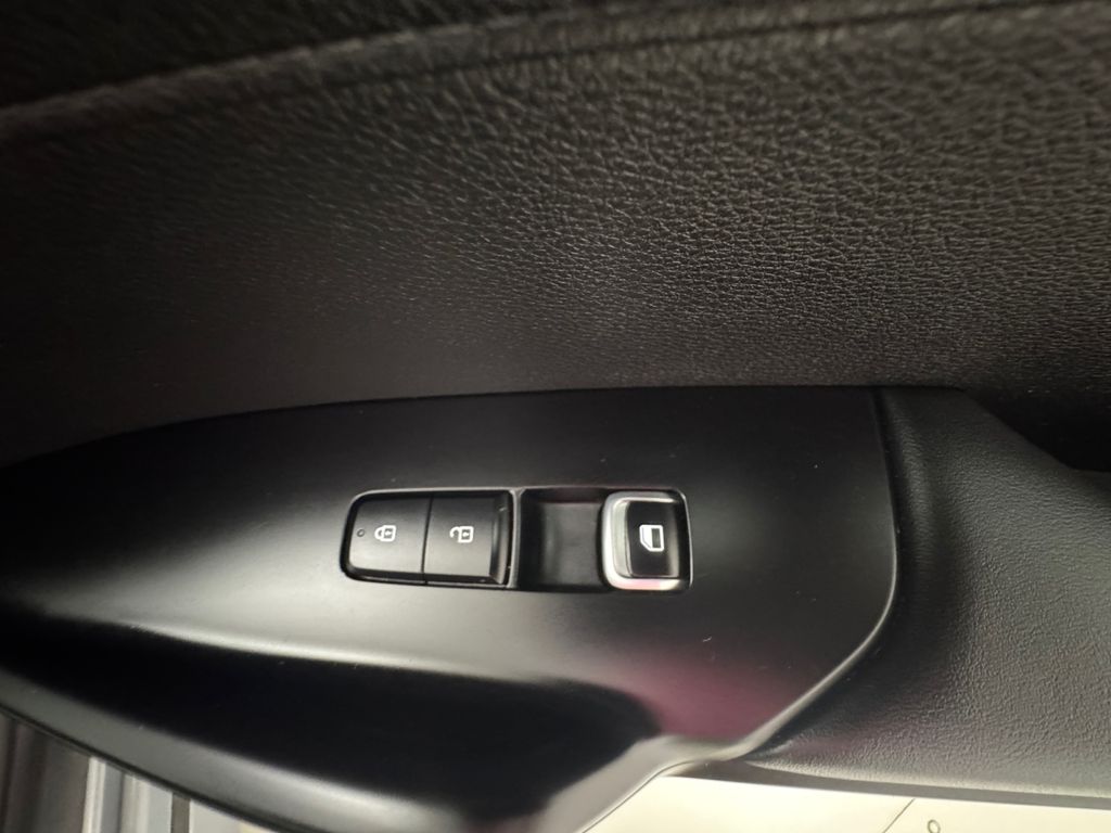 2023 Kia K5 LXS photo 15