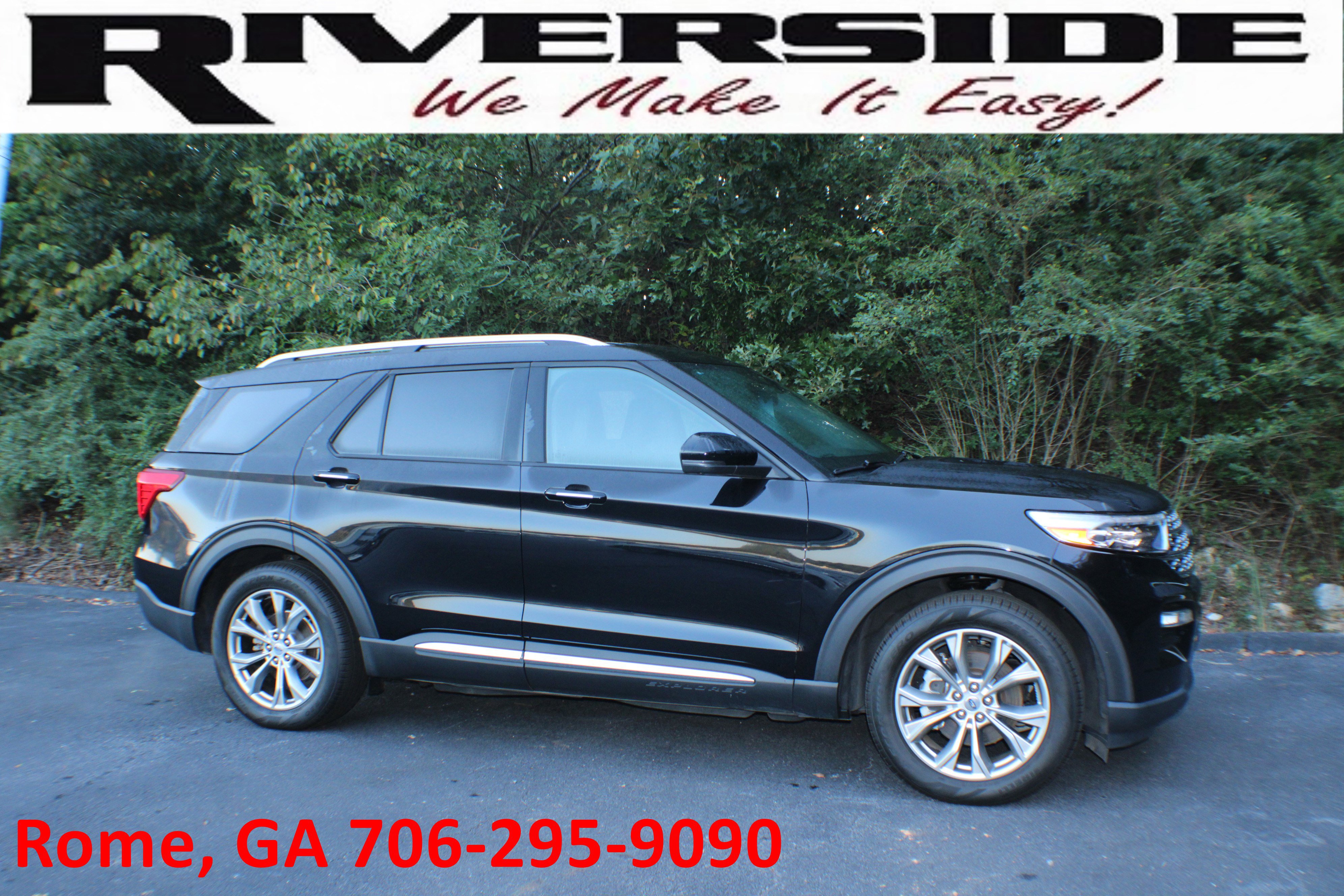 2023 Ford Explorer Limited's photo