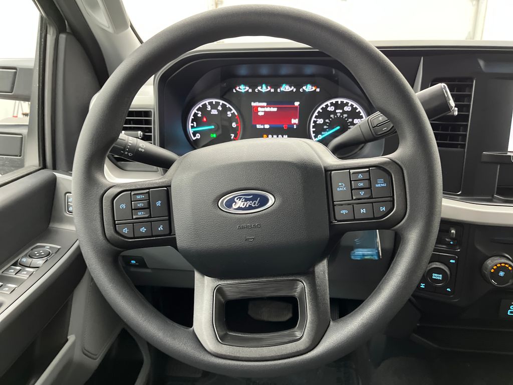 2026 Ford F-250 photo 14