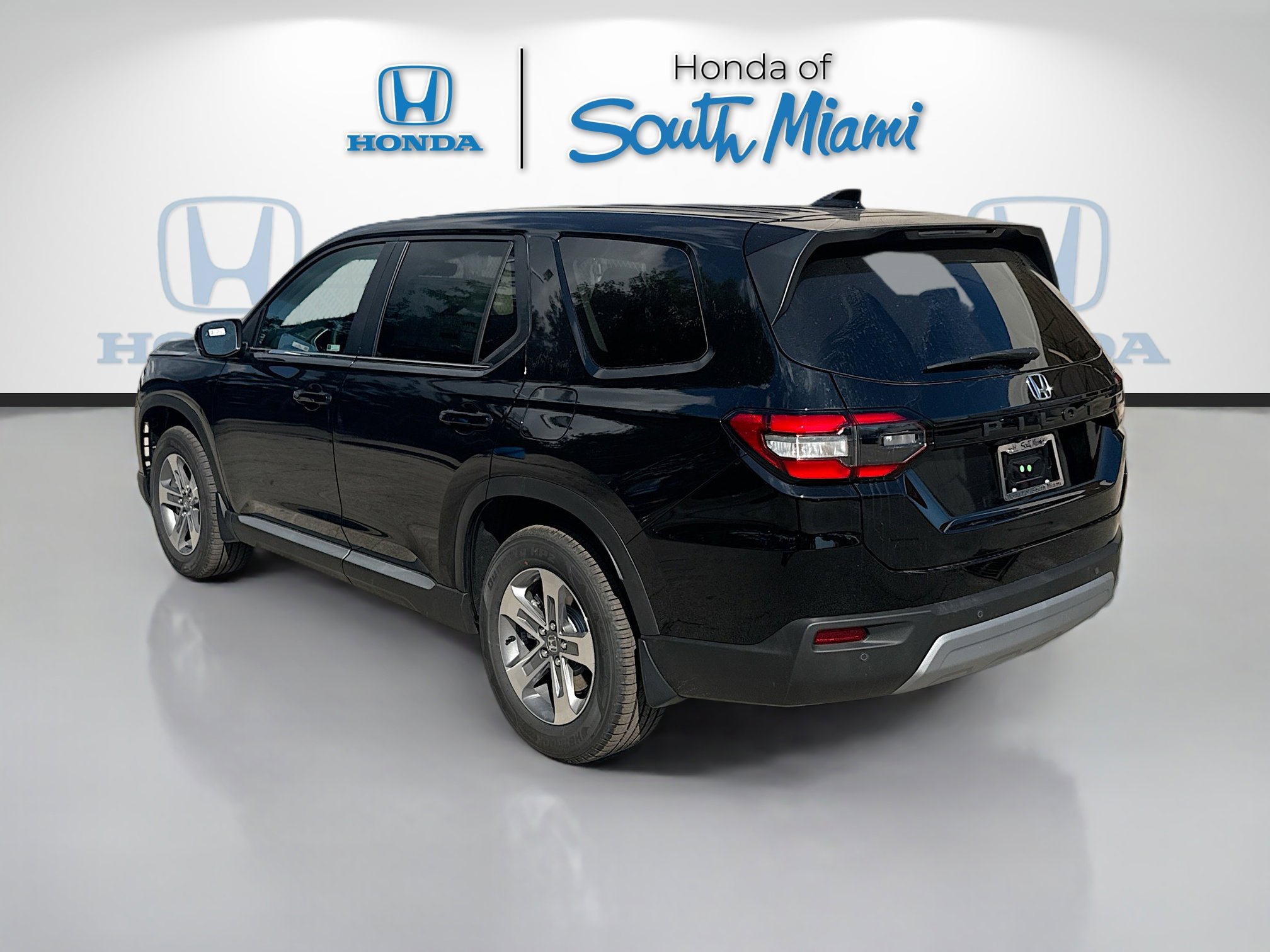 2025 Honda Pilot EX-L photo 2