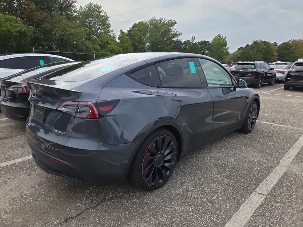 2022 Tesla Model Y Performance photo 5