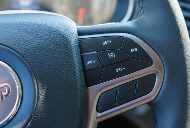 2021 Jeep Cherokee Latitude Lux photo 13