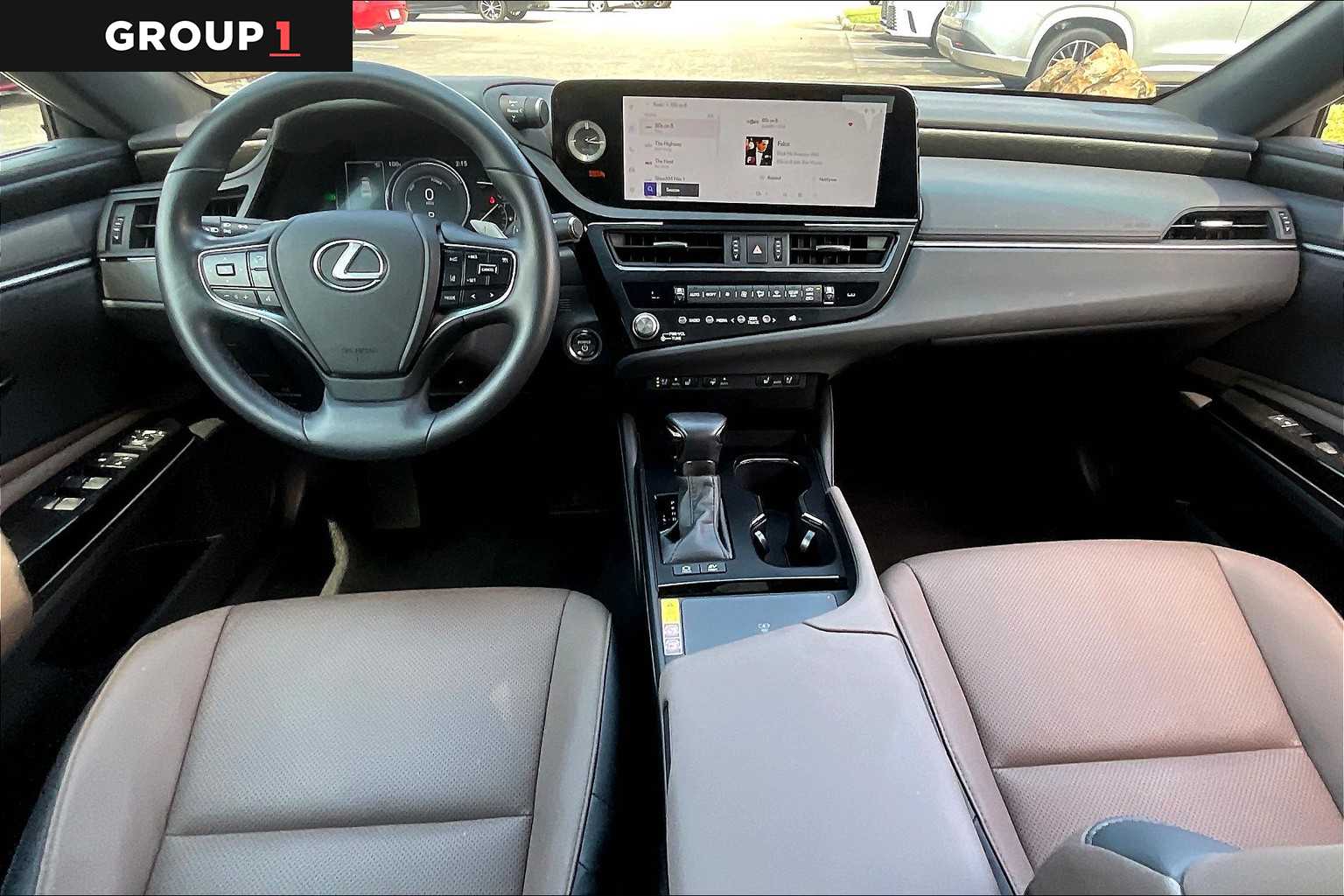 2025 Lexus ES Premium photo 12