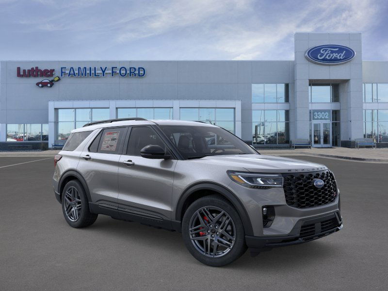 2025 Ford Explorer ST photo 22