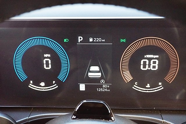 Used 2025 Blue Hyundai SEL image 31