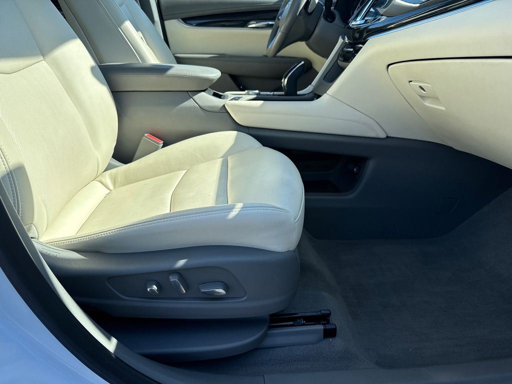 2023 Cadillac XT6 Premium Luxury photo 13
