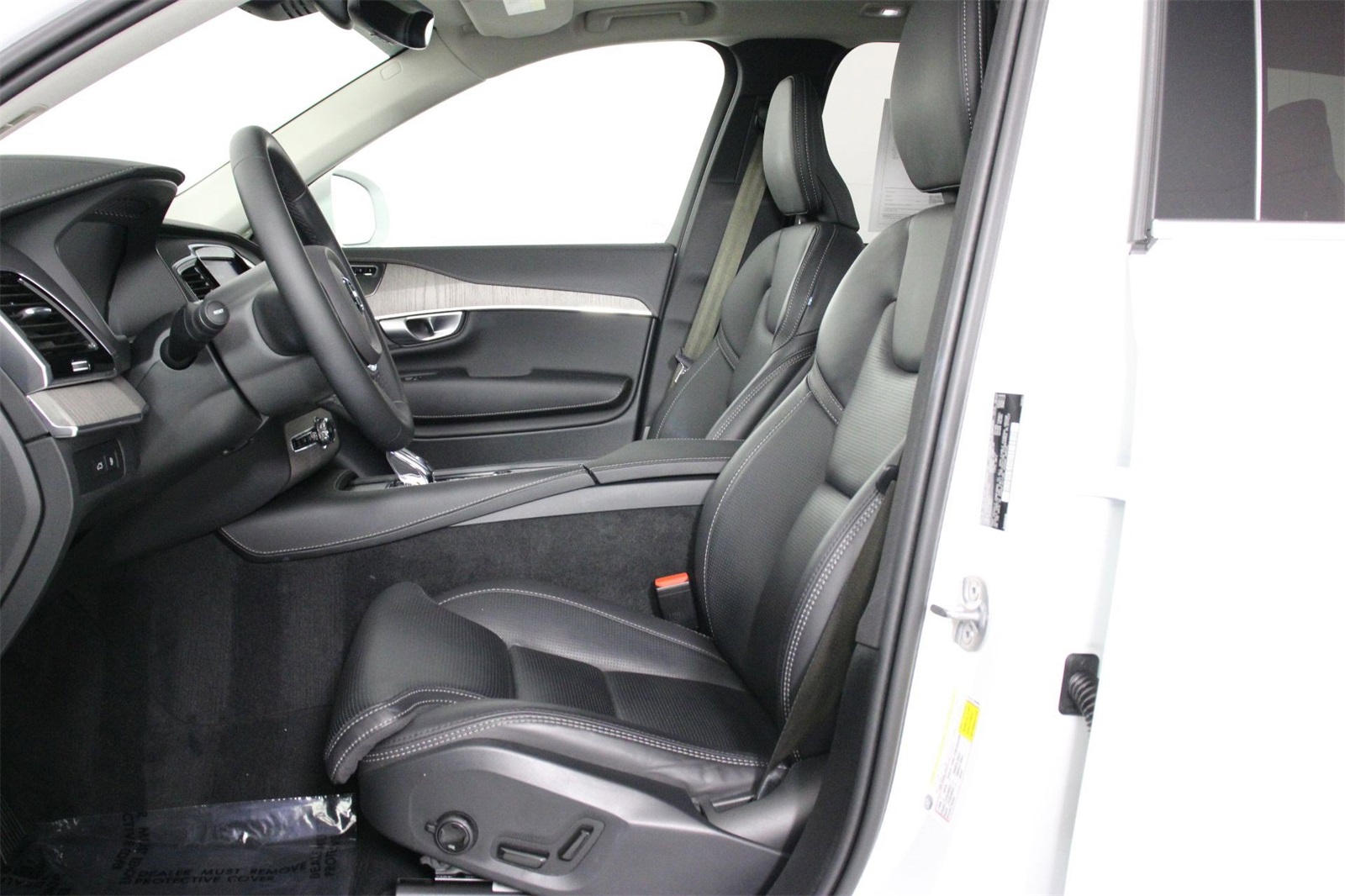 2024 Volvo XC90 Recharge Ultimate photo 23