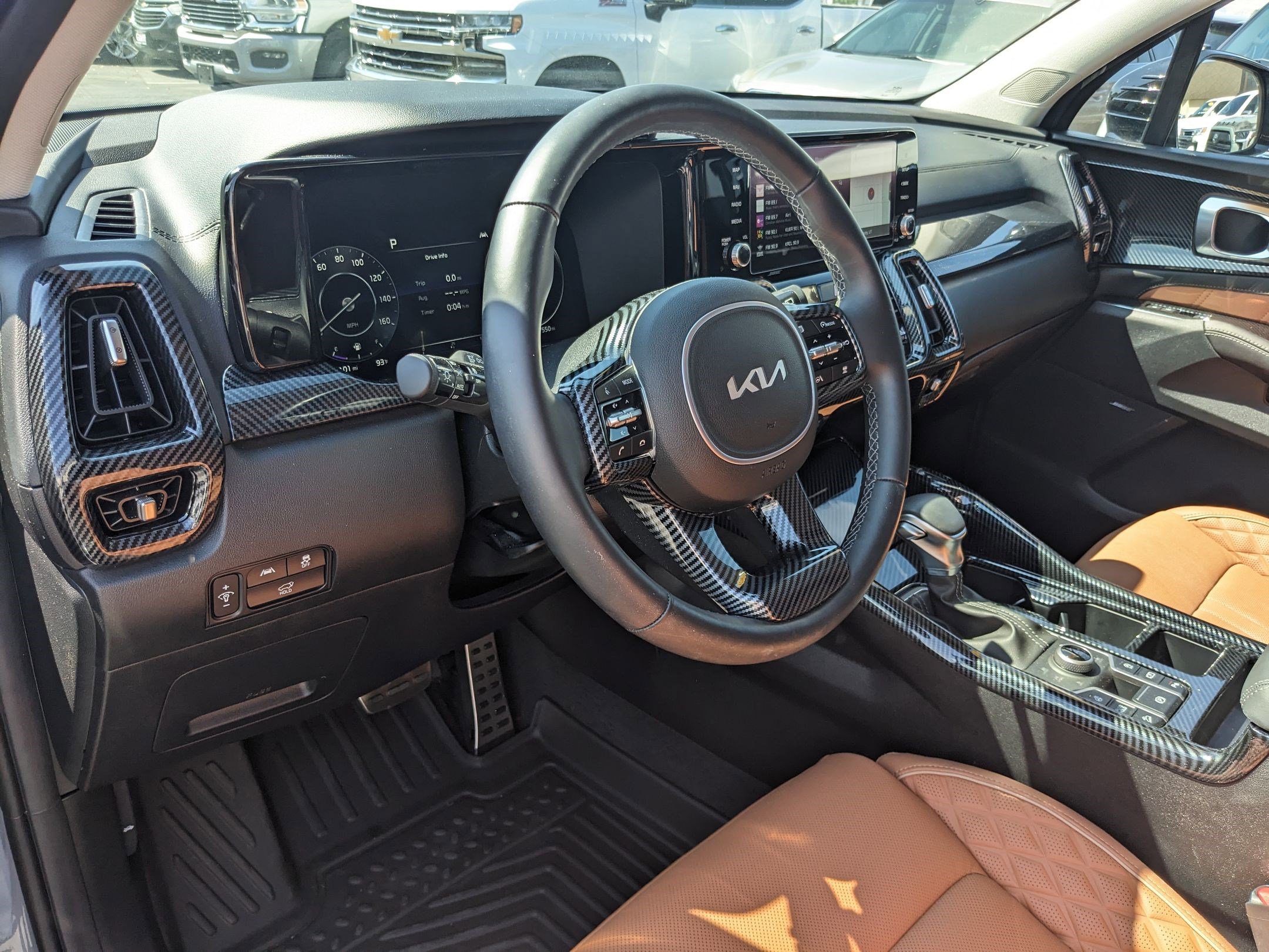 2023 Kia Sorento X-Line SX Prestige photo 12